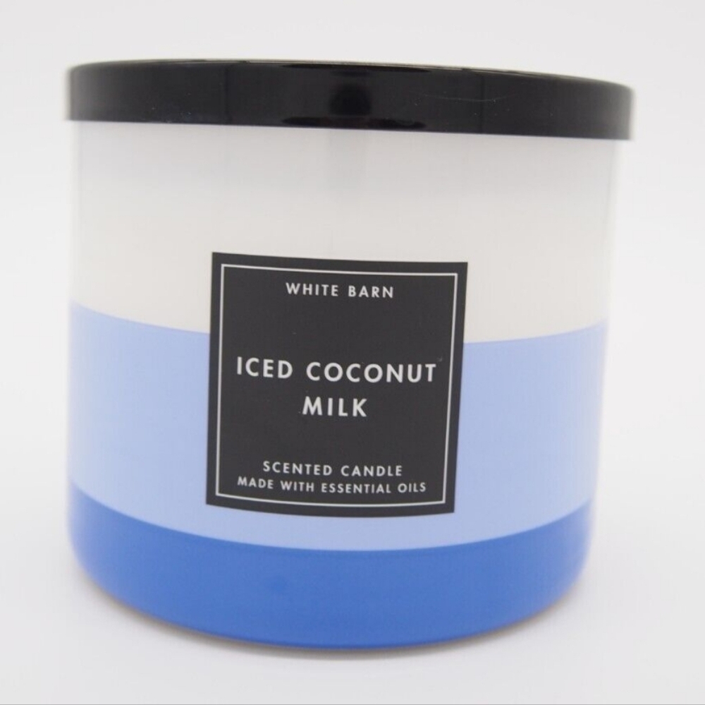 🥥🥛🕯NWT‼️ White Barn BBW Bath & Body Works "Iced Coconut Milk" Candle